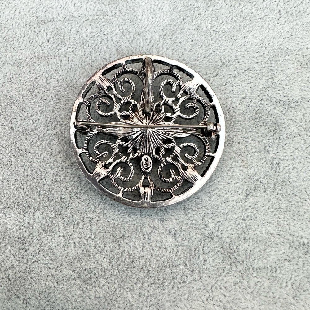 Vintage 90' Premier Design Large Round Silver Tone Rhinestone Brooch Or Pendant - Picture 3 of 3